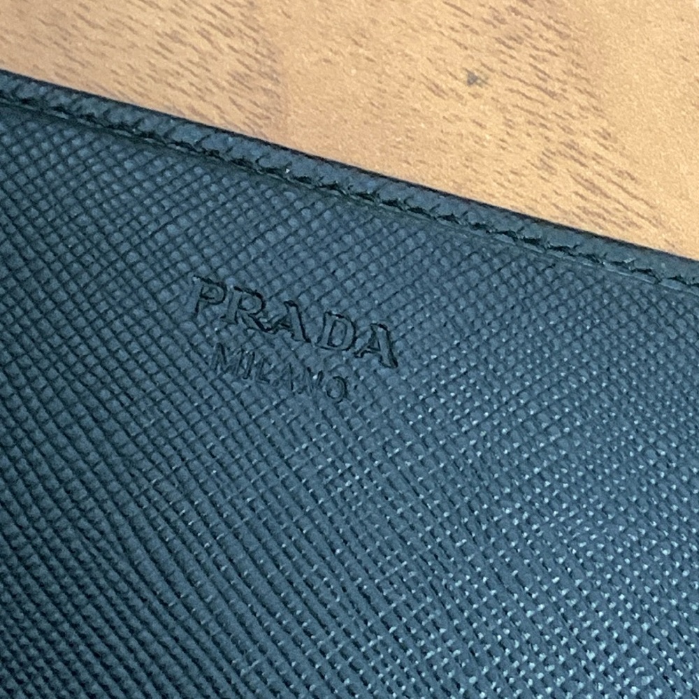 Authentic Prada Large Saffiano Leather Wallet - Picture 7 of 16